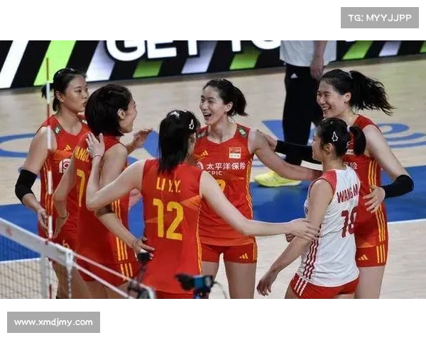 女排今日赛事万众瞩目团队拼搏精神闪耀赛场勇攀高峰展现风采 女排今日赛事万众瞩目团队拼搏精神闪耀赛场勇攀高峰展现风采